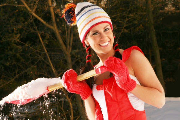 HOW TO SHOVEL SNOW WITHOUT DYING