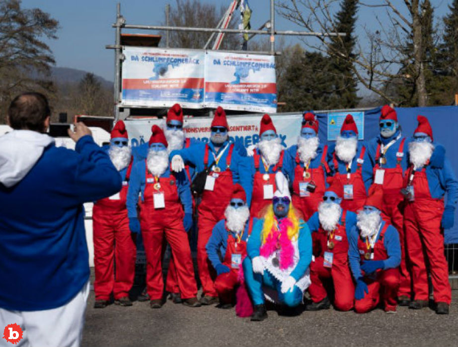 German Geeks Strip Smurf World Record From Welsh