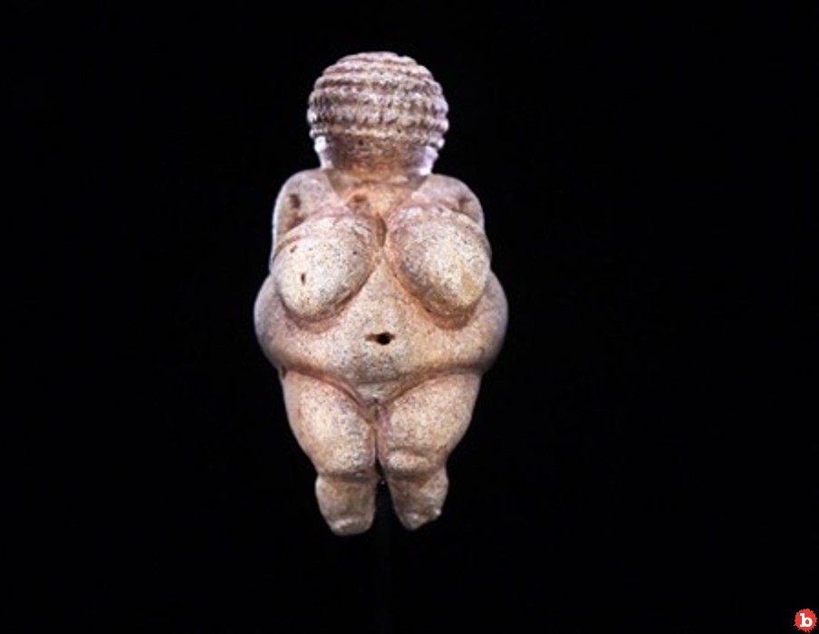 Researchers Discover Where 30,000 Venus Figurine’s Stone Came From