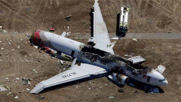 Plane Cancels Flight After Someones Airdropped Plane Crash Pics